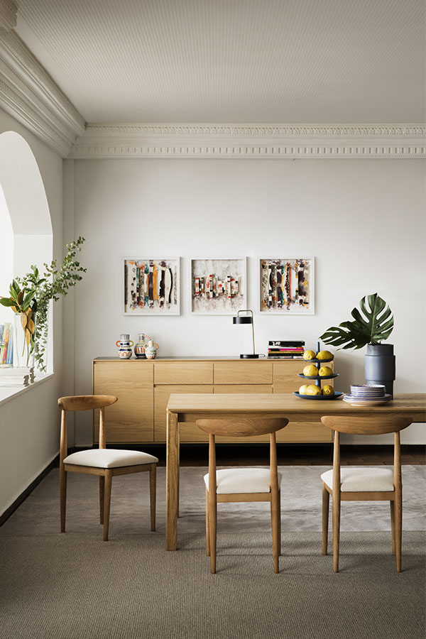 decorar tu comedor con accesorios y elementos de madera